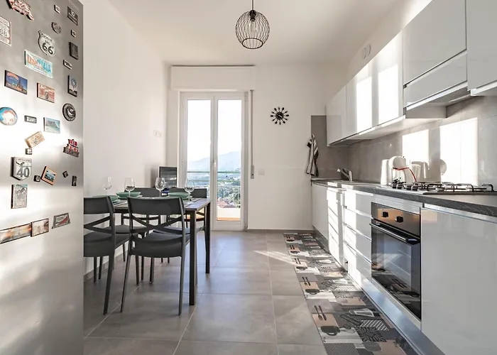 H11 Ca' Nico Vista Mare - Parcheggio Sanremo